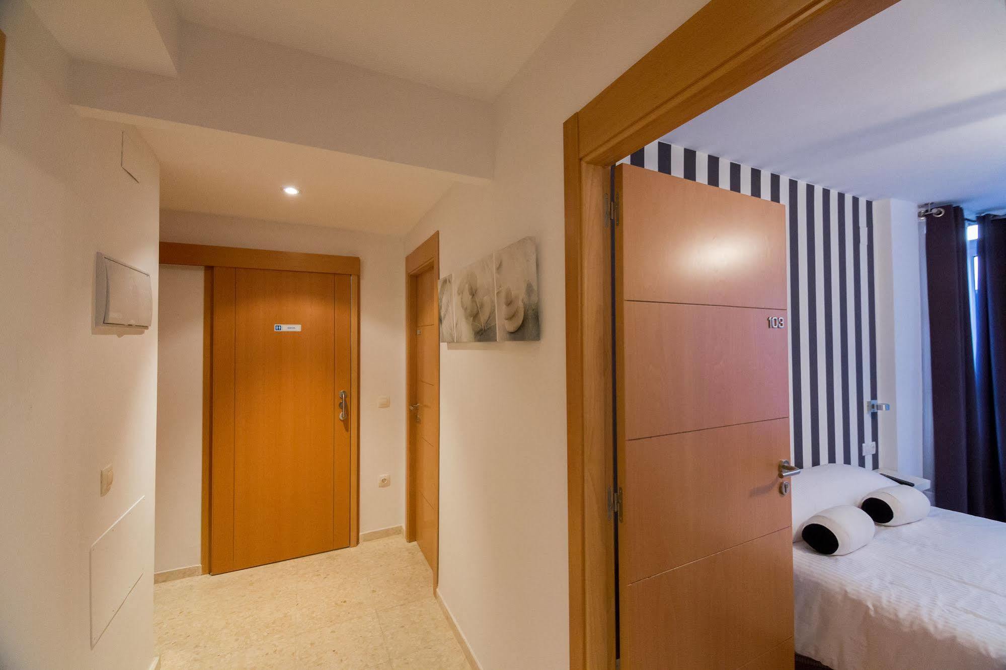 Habitaciones Barra89 バレンシア エクステリア 写真